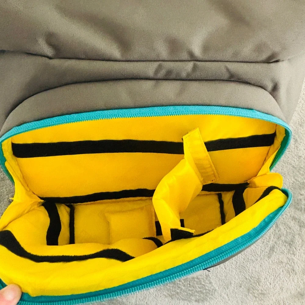 Ape Case AC580 Lifestyle Camera Tablet Shoulder Bag Teal Messenger Adjustable